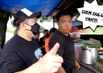 Kembali Datangi Ayam Goreng Santa Maria, Nex Carlos Dimarahi Pedagang: Diem Dulu Yak!