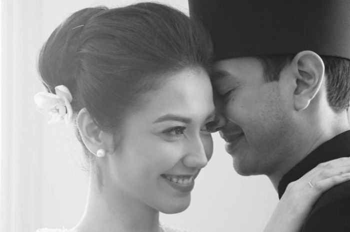 Velove Vexia Menikah, Ini Potret Kebahagiaan Sang Artis Bersama Suami 1 Velove Vexia Menikah, Ini Potret Kebahagiaan Sang Artis Bersama Suami