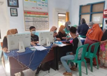 Ditarget 32 Ribu Orang, Muspika Cimanuk Pandeglang Jemput Bola Vaksinasi Warga Desa Kaduhandap 1 Ditarget 32 Ribu Orang, Muspika Cimanuk Pandeglang Jemput Bola Vaksinasi Warga Desa Kaduhandap