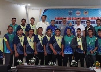 Ketua Umum PBVSI Pandeglang Pastikan Stok Pelatih dan Wasit Voli Melimpah 5 Ketua Umum PBVSI Pandeglang Pastikan Stok Pelatih dan Wasit Voli Melimpah