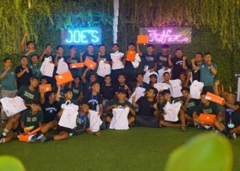 Rizki Natakusumah Hadiahkan Sepatu Nike untuk Pemain dan Oficial Persipan Pandeglang