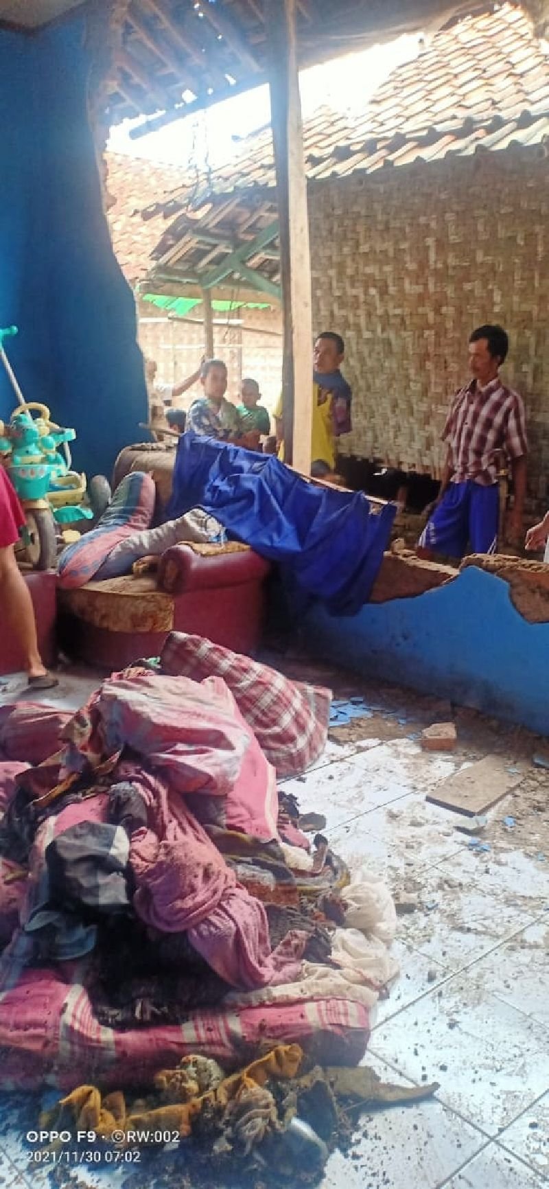 Tabung Gas Meledak, Tiga Warga di Lebak Alami Luka Bakar 1 Tabung Gas Meledak, Tiga Warga di Lebak Alami Luka Bakar