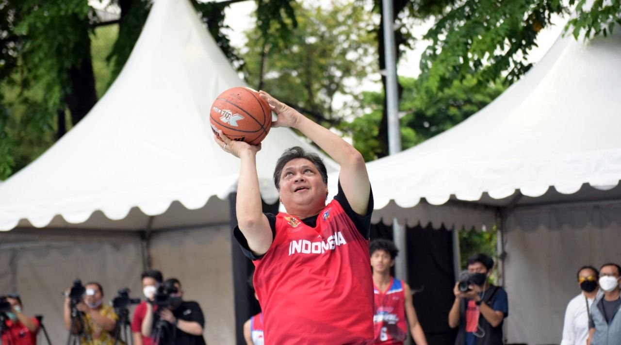 Menko Airlangga Dukung Kompetisi DBL Luar Jawa-Bali dengan Menerapkan Prokes yang Ketat