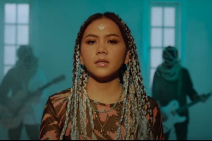 Lirik Lagu Little Old Man, Sebuah Cerita Fantasi dari Caessaria 1 Lirik Lagu Little Old Man, Sebuah Cerita Fantasi dari Caessaria