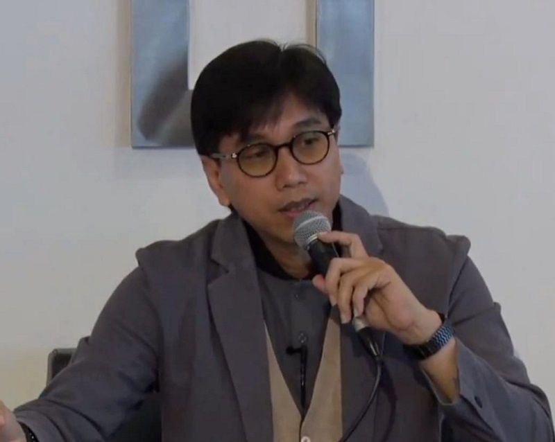 "Sang Penatap Matahari", Novel Inspiratif Sang Duta Syariah