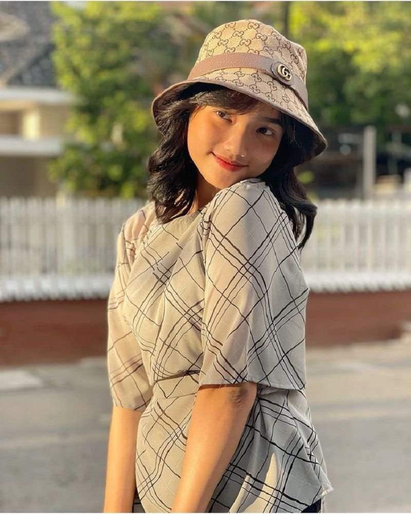 Atta Halilintar Beri Selamat Ke Fuji Atas Chanel YouTube Barunya: Sesama Keluarga Harus Saling Support 1 Atta Halilintar Beri Selamat Ke Fuji Atas Chanel YouTube Barunya: Sesama Keluarga Harus Saling Support