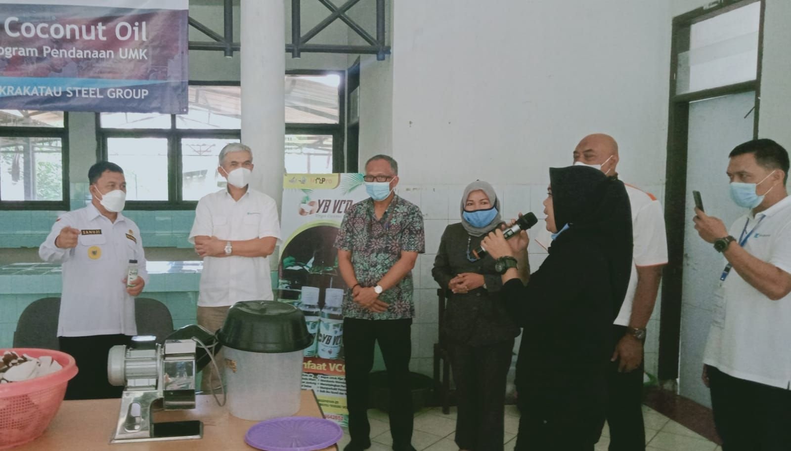 Luar Biasa, Krakatau Steel Latih Difabel Produksi VCO 1 Luar Biasa, Krakatau Steel Latih Difabel Produksi VCO