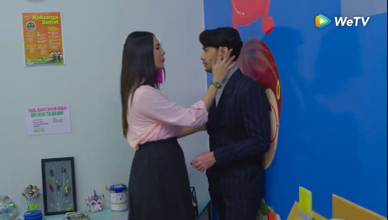 Spoiler dan Link Nonton Layangan Putus Episode 7, Kinan Alami Stres, Aris dan Lydia Malah Asyik Berduaan
