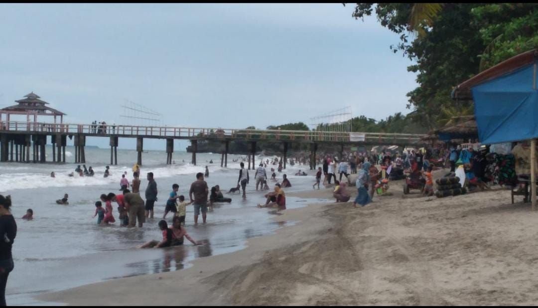 Kunjungan Wisatawan ke Anyer-Cinangka Meningkat, Tapi Sejumlah Pantai Tetap Sepi