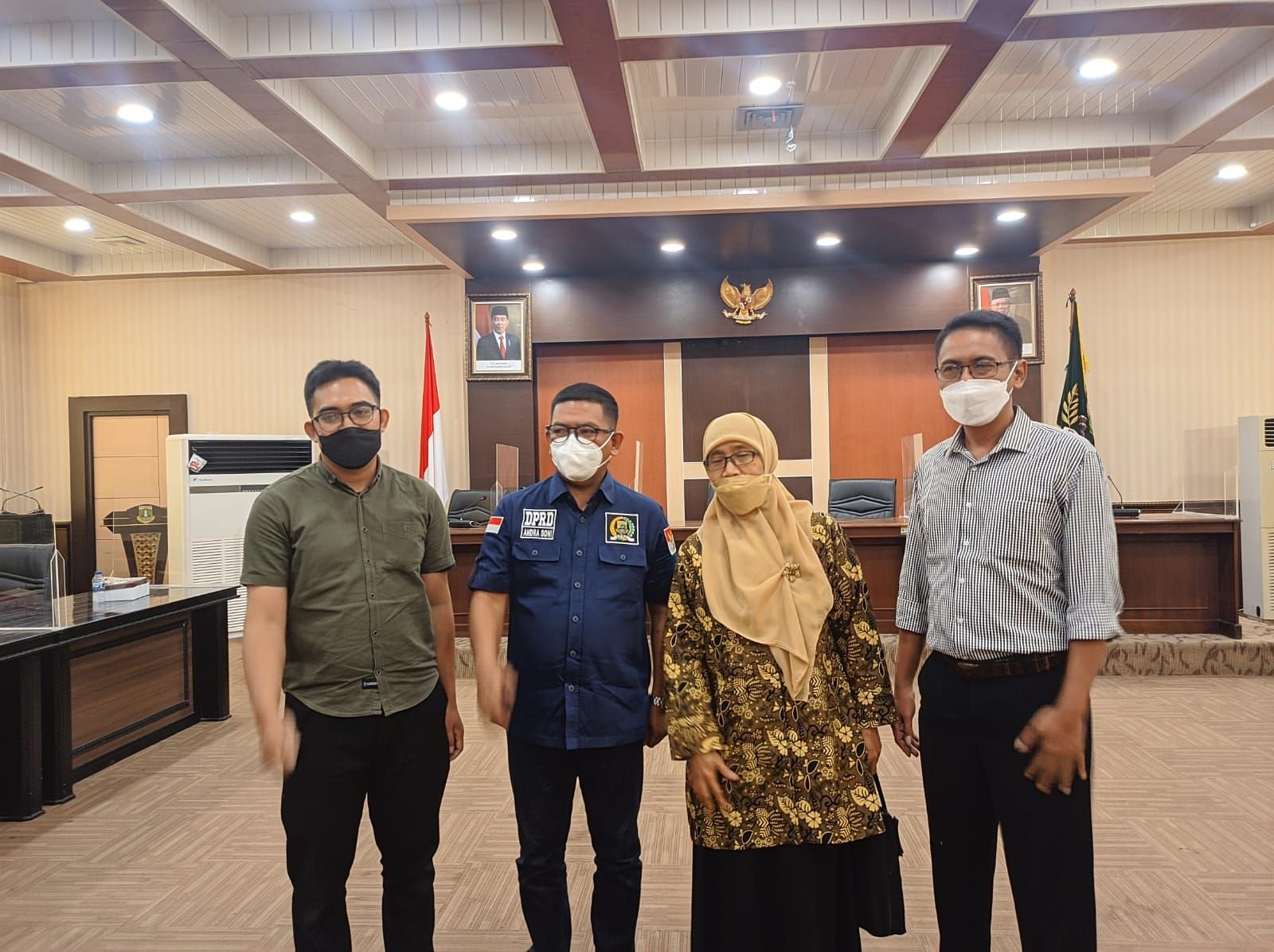 Koalisi Masyarakat Sipil Banten Sowan ke DPRD Banten, Ini Pesan Ketua DPRD Andra Soni 1 Koalisi Masyarakat Sipil Banten Sowan ke DPRD Banten, Ini Pesan Ketua DPRD Andra Soni