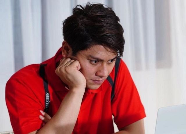 Tanggapi Postingan Instagram Deddy Corbuzier Tentang Privilege, Rizky Billar Kena Cibir Warganet 8 Tanggapi Postingan Instagram Deddy Corbuzier Tentang Privilege, Rizky Billar Kena Cibir Warganet