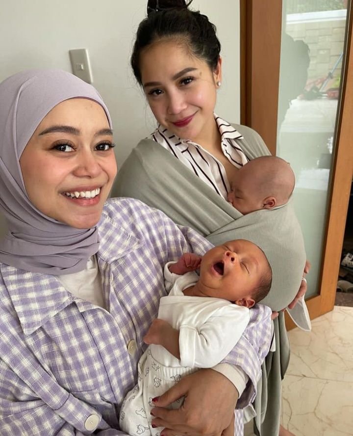 Jenguk Anak Lesti Kejora, Wajah Nagita Slavina Bikin Salah Fokus