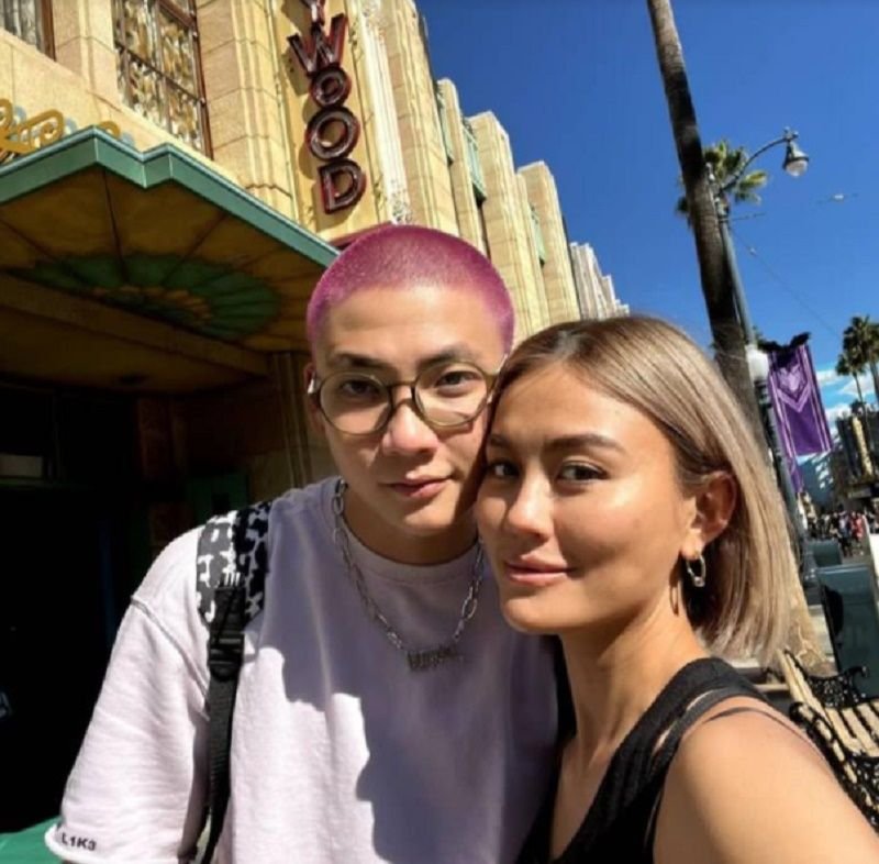 Agnes Mo Digendong dan Cium Mesra Adam Rasyadi, Warganet Dukung Sampai Nikah