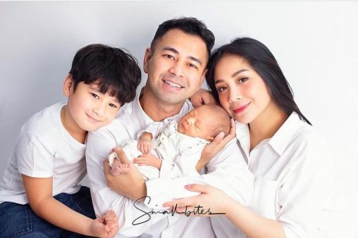 Raffi Ahmad Ungkap Alasan Khitan Rayyanza Saat Baru Lahir, Ternyata..... 1 Raffi Ahmad Ungkap Alasan Khitan Rayyanza Saat Baru Lahir, Ternyata.....