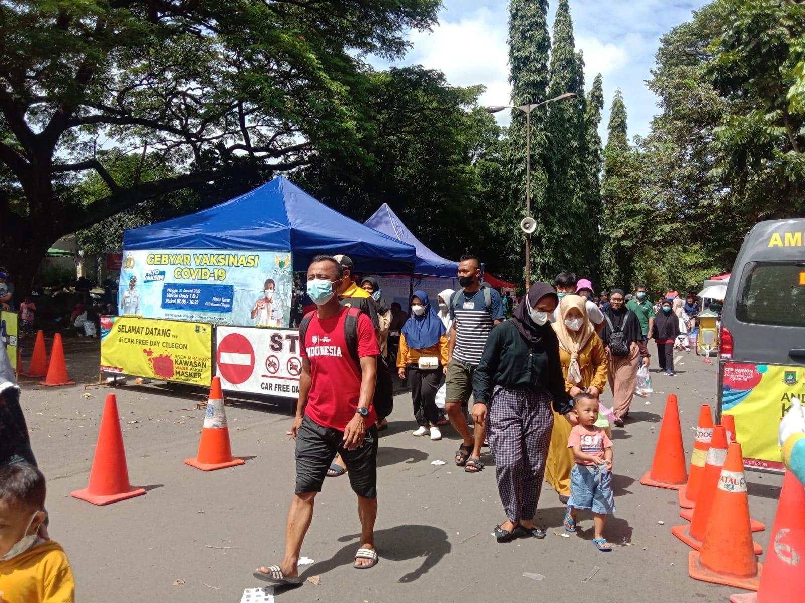 Covid-19 Omicron Terus Melonjak, Car Free Day Cilegon Digelar dengan Vaksinasi 6 Covid-19 Omicron Terus Melonjak, Car Free Day Cilegon Digelar dengan Vaksinasi