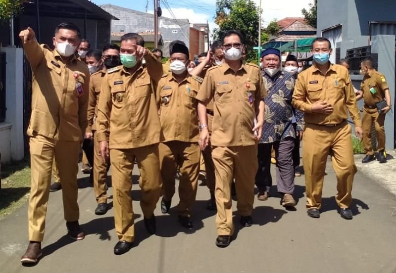 Walikota Syafrudin Pasang Target 2023 Seluruh Fasos Fasum Perumahan Mulus