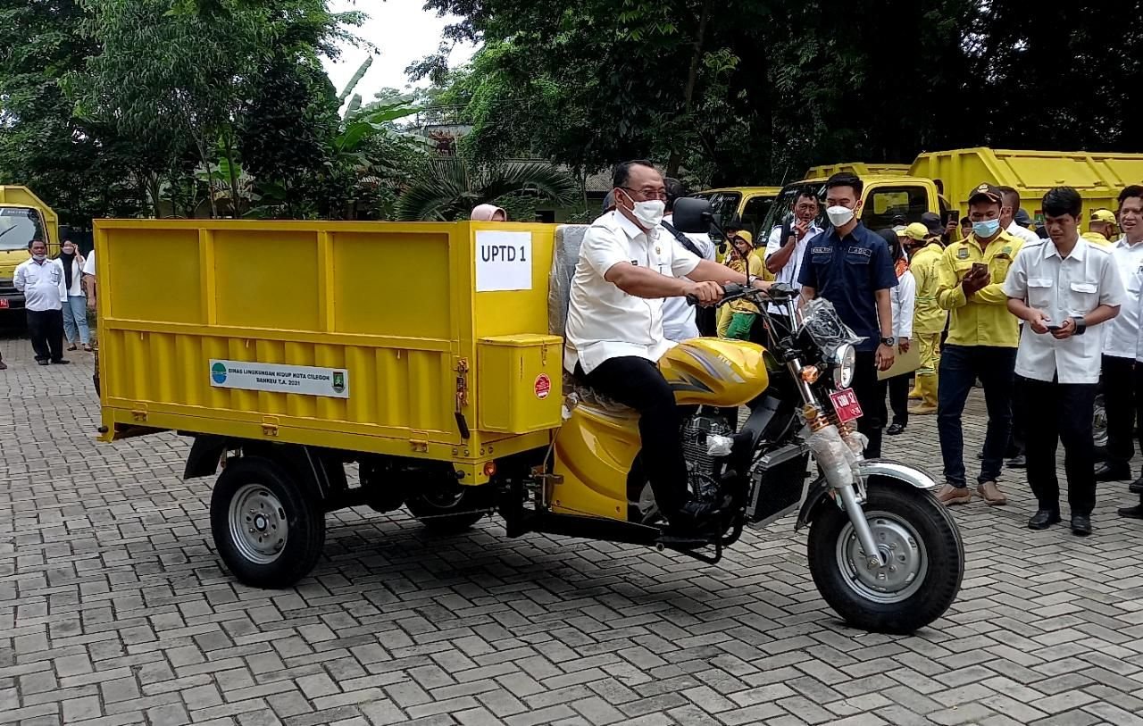Beli Cator Sampah Seharga Rp5,8 Miliar dari Bantuan Pemprov, Walikota Cilegon: Catat Siapa Aja yang Pakai 7 Beli Cator Sampah Seharga Rp5,8 Miliar dari Bantuan Pemprov, Walikota Cilegon: Catat Siapa Aja yang Pakai