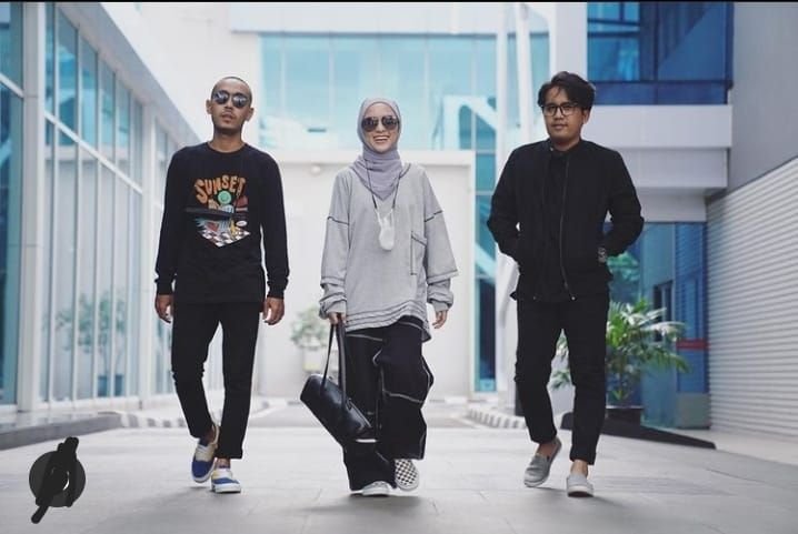 Terbongkar! Nama Grup Sabyan Gambus Diciptakan Ririe Fairus Dari Nama Sang Buah Hati