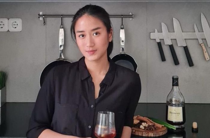 Cerita Chef Renatta Saat Alami Kebakaran Kompor Gas, Hingga Bulu Mata dan Alisnya Rusak