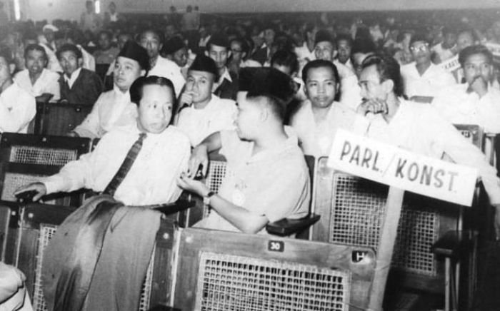 Sejarah Indonesia: Dekrit Presiden Bubarkan Sidang Konstituante, Partai Masyumi Terkena Imbasnya