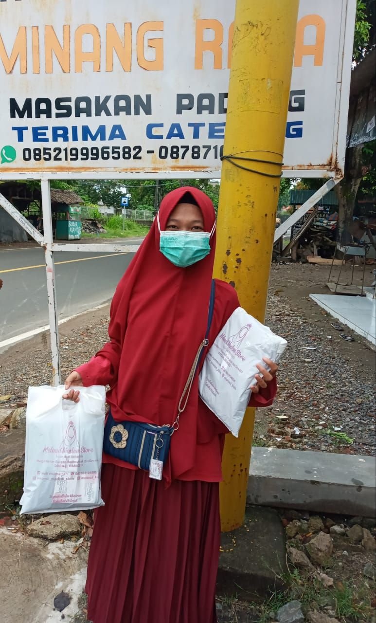 Pesanan Baju Lebaran Melmut Tembus 100 Baju Sebulan 3 Pesanan Baju Lebaran Melmut Tembus 100 Baju Sebulan