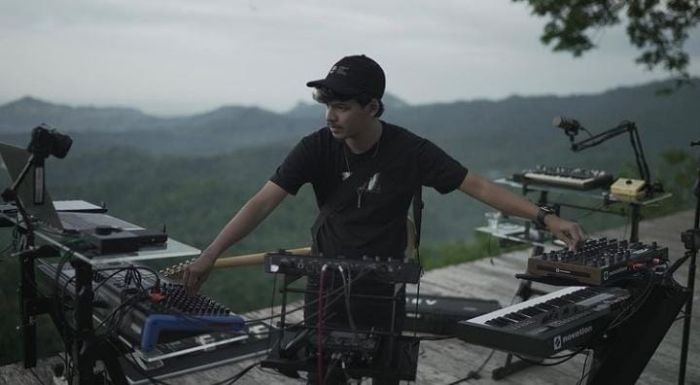 Pernah Dapat Sejumlah Dana dari Doni Salmanan untuk Wonderland Indonesia, Ini Kata Alffy Rev 5 Pernah Dapat Sejumlah Dana dari Doni Salmanan untuk Wonderland Indonesia, Ini Kata Alffy Rev