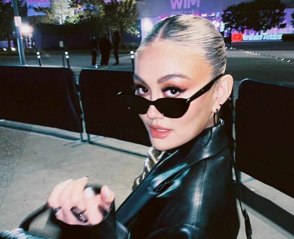 Agnez Mo Unggah Foto Waktu Berusia 6 Tahun Awal Karirnya, Tulis Kalimat Menyentuh Ini