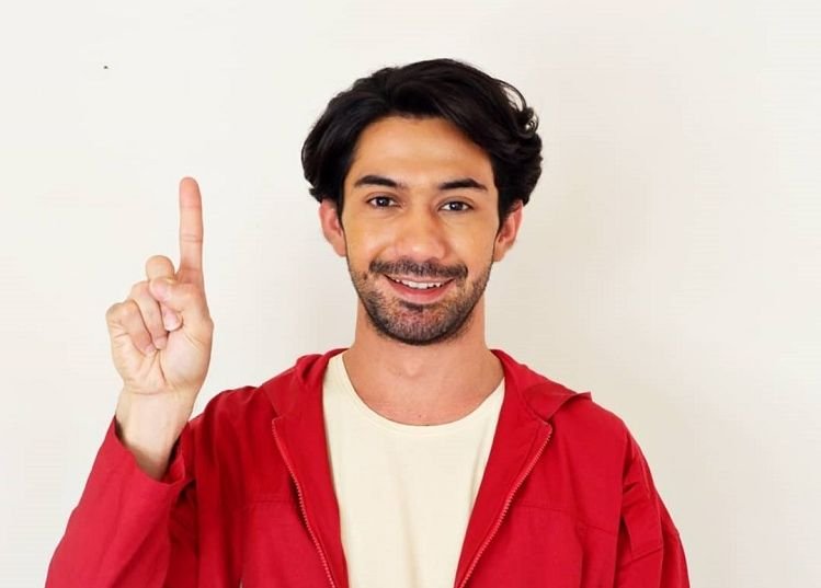 Tak Muda Lagi, Sederet Artis Tampan dan Mapan Ini Belum Mau Nikah, Alasannya Mengejutkan