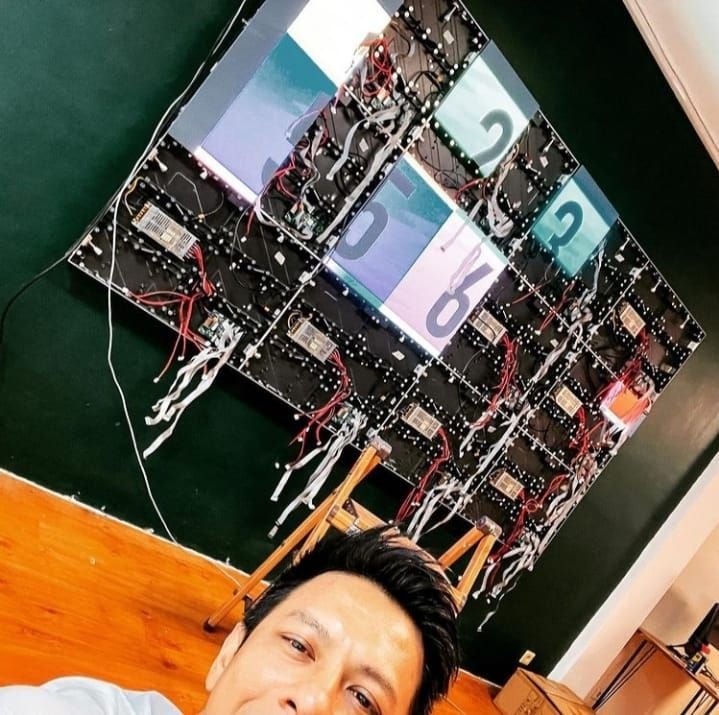 Ariel Noah Punya Mainan Baru, Cantik Gak? 1 Ariel Noah Punya Mainan Baru, Cantik Gak?