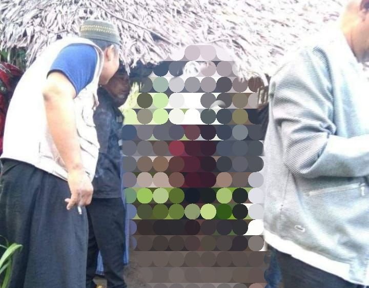 Pria Tak Dikenal Ditemukan Tewas Gantung Diri di Gubuk Belakang Sekolah di Maja Lebak 1 Pria Tak Dikenal Ditemukan Tewas Gantung Diri di Gubuk Belakang Sekolah di Maja Lebak