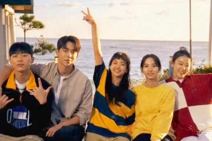 Link Nonton dan Sinopsis Twenty Five Twenty One Episode 11, Yi Jin Datang hingga Na Hee Do Menangis 1 Link Nonton dan Sinopsis Twenty Five Twenty One Episode 11, Yi Jin Datang hingga Na Hee Do Menangis