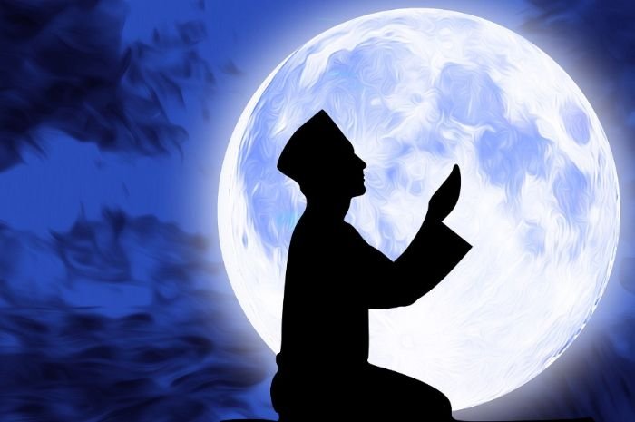 Niat Sholat Tarawih dan Witir untuk Imam, Makmum hingga Sendiri Lengkap Tulisan Arab, Latin Serta Terjemahan
