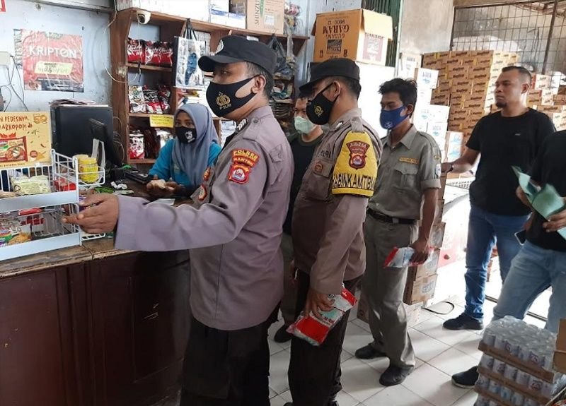 Polsek Banjar Polres Pandeglang Monitoring Ketersediaan Minyak Goreng 1 Polsek Banjar Polres Pandeglang Monitoring Ketersediaan Minyak Goreng