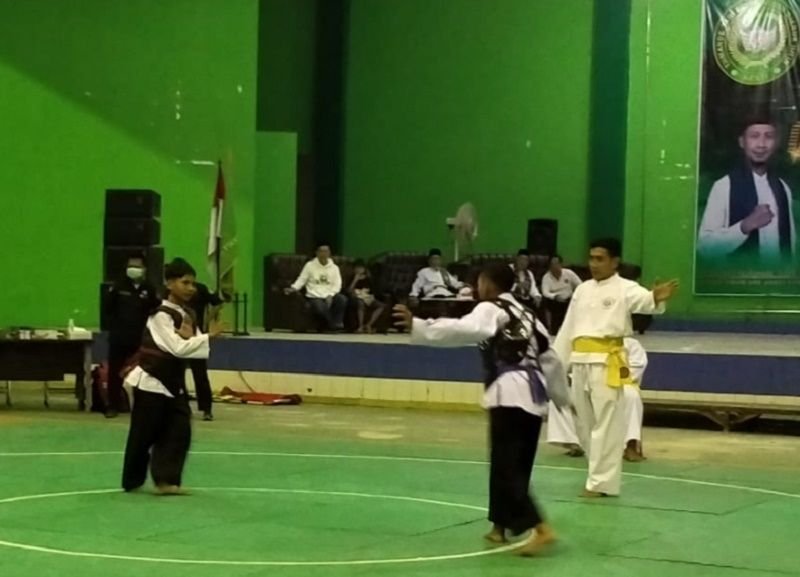 Kota Serang Juara Umum Kejuaraan 1 Pencak Silat Antar Pelajar Internal Kesti TTKKDH se Provinsi Banten 6 Kota Serang Juara Umum Kejuaraan 1 Pencak Silat Antar Pelajar Internal Kesti TTKKDH se Provinsi Banten