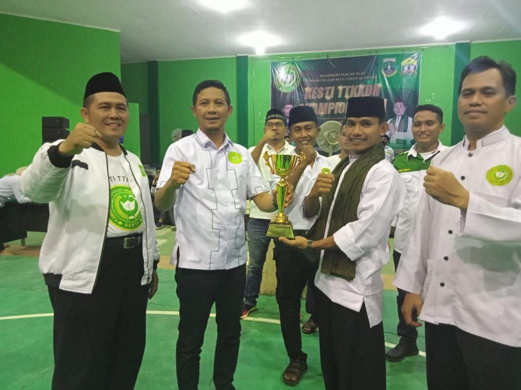Atlet Tiga Besar Dibina DPW Kesti TTKKDH Banten 2 Atlet Tiga Besar Dibina DPW Kesti TTKKDH Banten