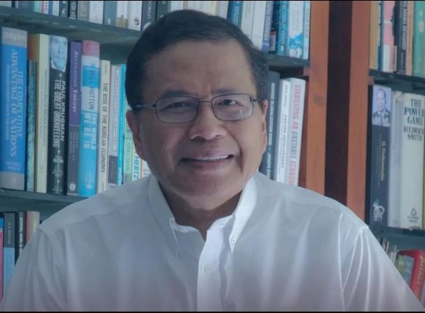 Rizal Ramli Pertanyakan DPR Yang Setujui Pertamina Naikan Harga Pertamax: Sibuk Sponsor Kiri Kanan 2 Rizal Ramli Pertanyakan DPR Yang Setujui Pertamina Naikan Harga Pertamax: Sibuk Sponsor Kiri Kanan