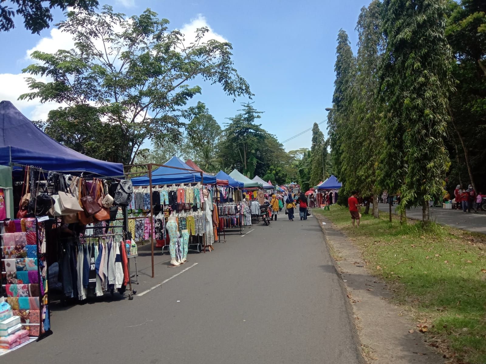 CFD Cilegon Sediakan Pakaian Lebaran Murah 1 CFD Cilegon Sediakan Pakaian Lebaran Murah