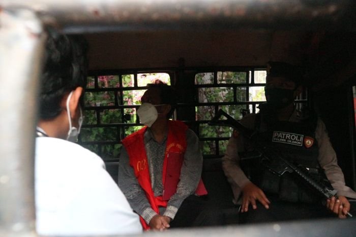 Kejari Cilegon Jebloskan Dua Tersangka Kasus Dugaan Korupsi BPRSCM