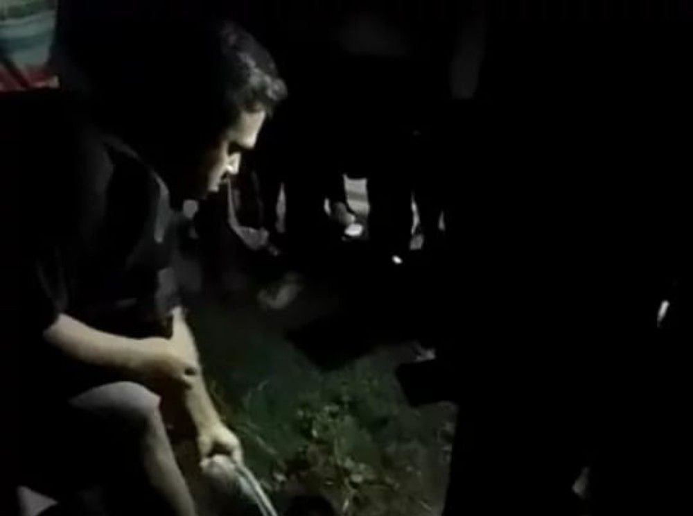 Heboh, Aksi Warga Padali Pandeglang Tangkap Pencuri Mobil 1 Heboh, Aksi Warga Padali Pandeglang Tangkap Pencuri Mobil