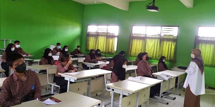 Pendidikan di Era Digital, SMAN 1 Cikande Wajibkan Guru Berinovasi 10 Pendidikan di Era Digital, SMAN 1 Cikande Wajibkan Guru Berinovasi