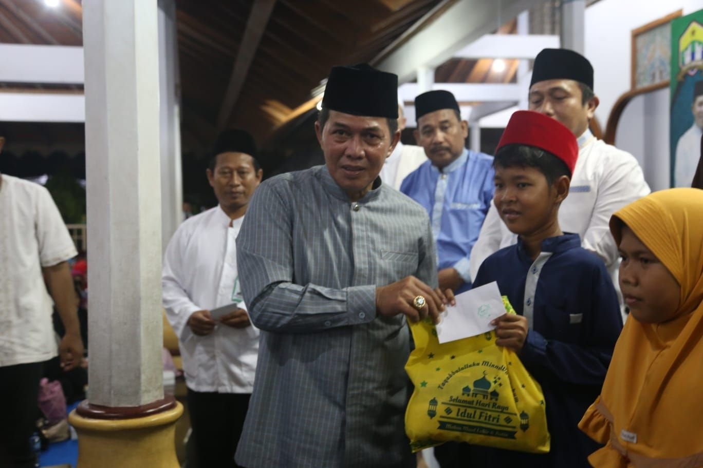 Walikota Syafrudin, Wakil Walikota Subadri Hingga Pejabat Kota Serang Serahkan Zakat ke Baznas Kota Serang