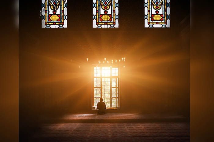 17 Ramadhan 2022 Tanggal Berapa? dan Apa Saja Tanda-Tanda Lailatul Qadar 1 17 Ramadhan 2022 Tanggal Berapa? dan Apa Saja Tanda-Tanda Lailatul Qadar