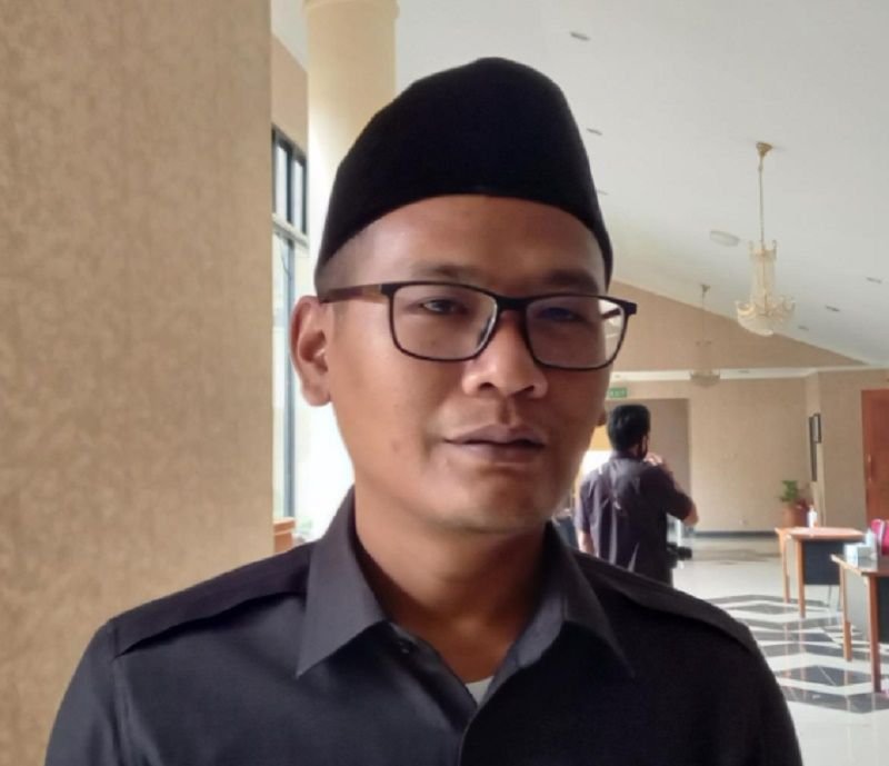 Dewan Ingatkan Industri Agar Bayarkan THR Sesuai Aturan 7 Dewan Ingatkan Industri Agar Bayarkan THR Sesuai Aturan