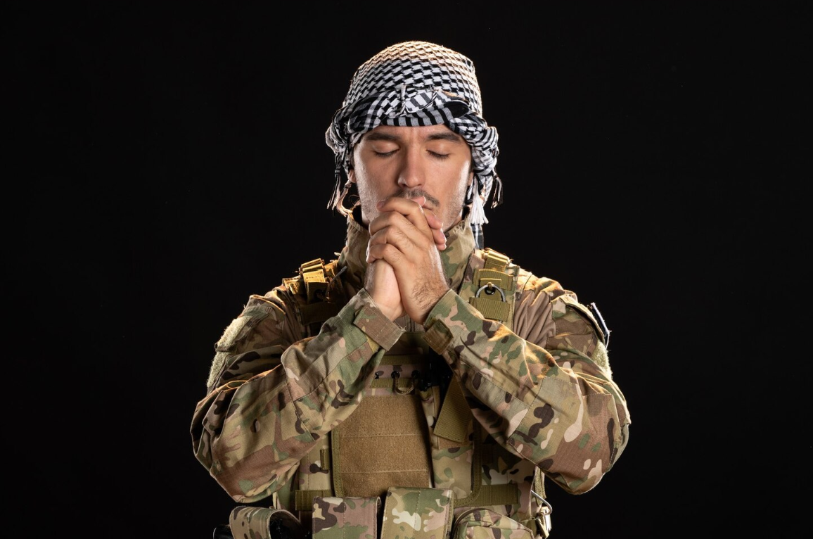 Jelang Hari Kemerdekaan Israel, MUI Minta Umat Islam Lantunkan doa Qunut Nazilah, Ini Bacaannya 1 Jelang Hari Kemerdekaan Israel, MUI Minta Umat Islam Lantunkan doa Qunut Nazilah, Ini Bacaannya