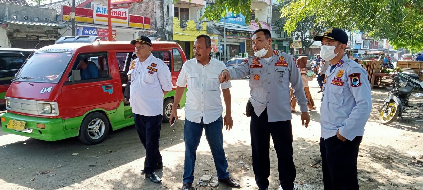 Sistem Parkir di Jalan Sunan Kalijaga Ditertibkan Dishub Lebak 1 Sistem Parkir di Jalan Sunan Kalijaga Ditertibkan Dishub Lebak