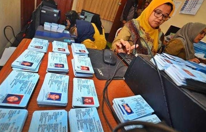 Syarat Calon Perseorangan Pilkada Pandeglang 2024, Minimal Harus Bawa 74.710 KTP 8 Syarat Calon Perseorangan Pilkada Pandeglang 2024, Minimal Harus Bawa 74.710 KTP