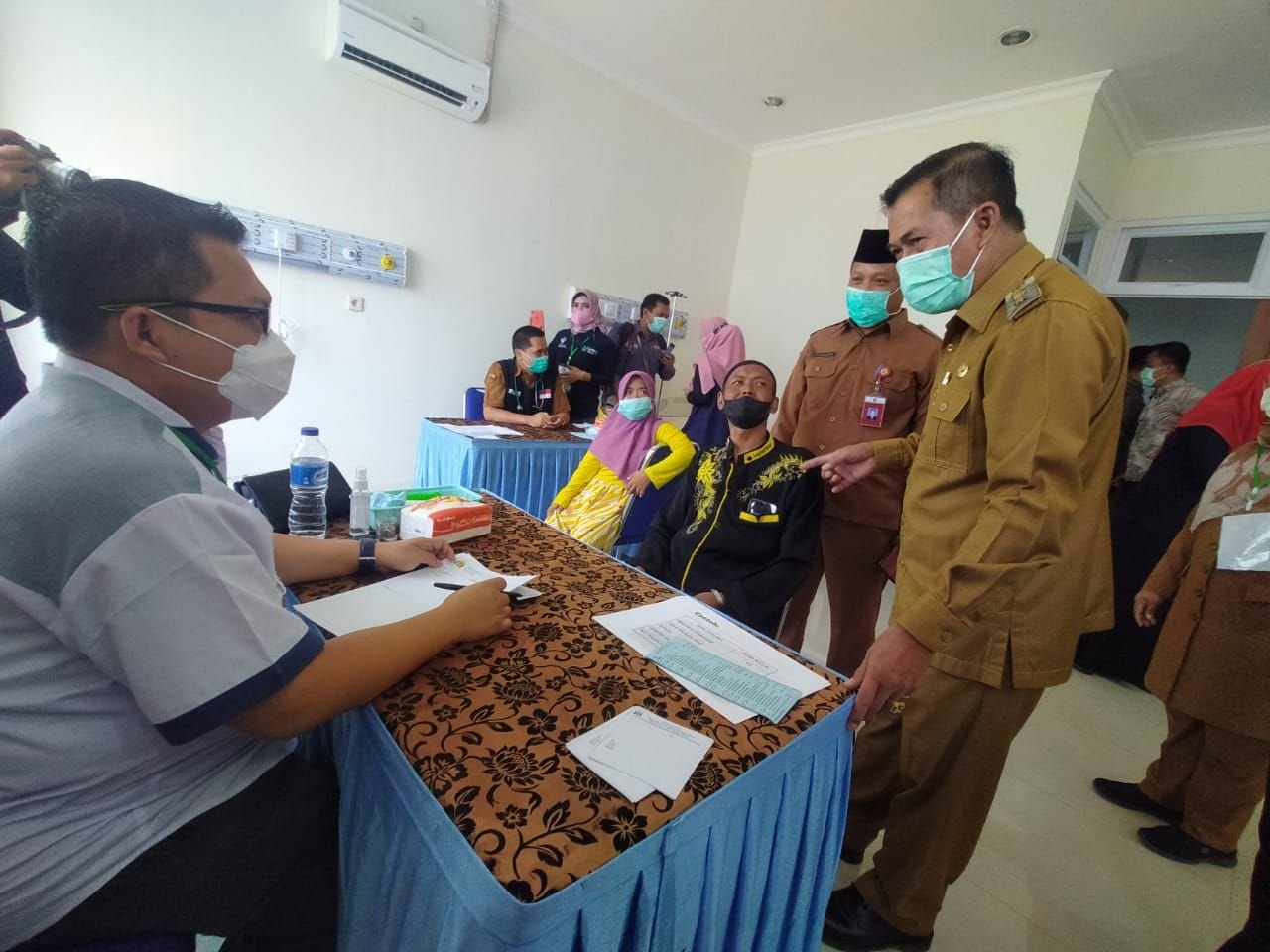 Tb Urip Henus Ditunjuk Jadi Plt Kepala Disparpora Kota Serang Gantikan Yoyo Wicahyono yang Ditahan 7 Tb Urip Henus Ditunjuk Jadi Plt Kepala Disparpora Kota Serang Gantikan Yoyo Wicahyono yang Ditahan