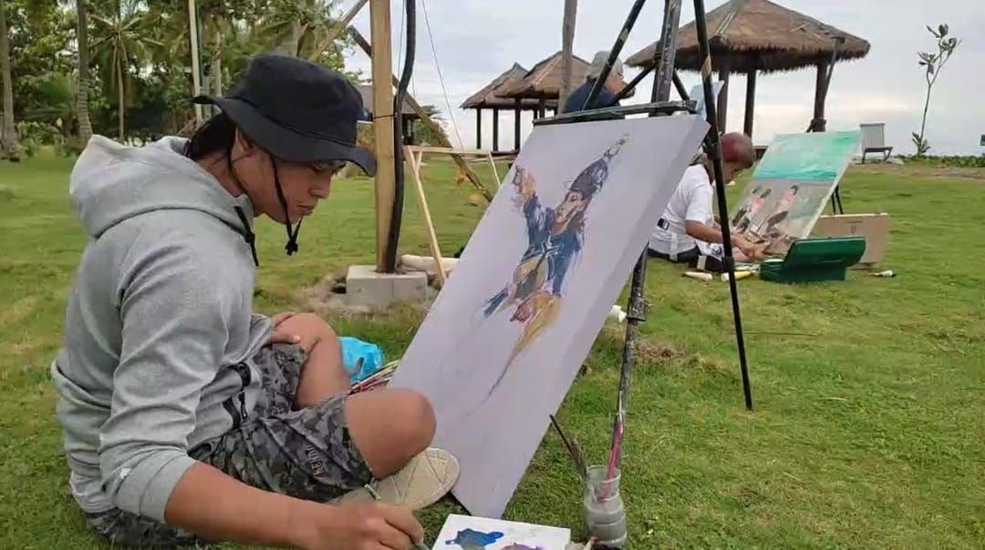 Seniman Promosikan KEK Tanjung Lesung Lewat Lukisan 1 Seniman Promosikan KEK Tanjung Lesung Lewat Lukisan