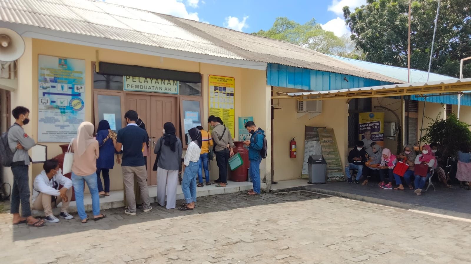 Pembuatan Kartu Kuning di Kabupaten Serang Melonjak, Ini yang Dilakukan Disnaker 1 Pembuatan Kartu Kuning di Kabupaten Serang Melonjak, Ini yang Dilakukan Disnaker