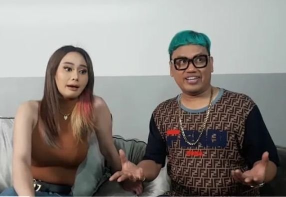 Sindir Medina Zein, Uya Kuya dan Denise Chariesta Buat Lagu Berjudul Tuti 1 Sindir Medina Zein, Uya Kuya dan Denise Chariesta Buat Lagu Berjudul Tuti